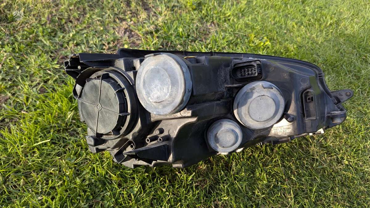 Volkswagen Golf lights