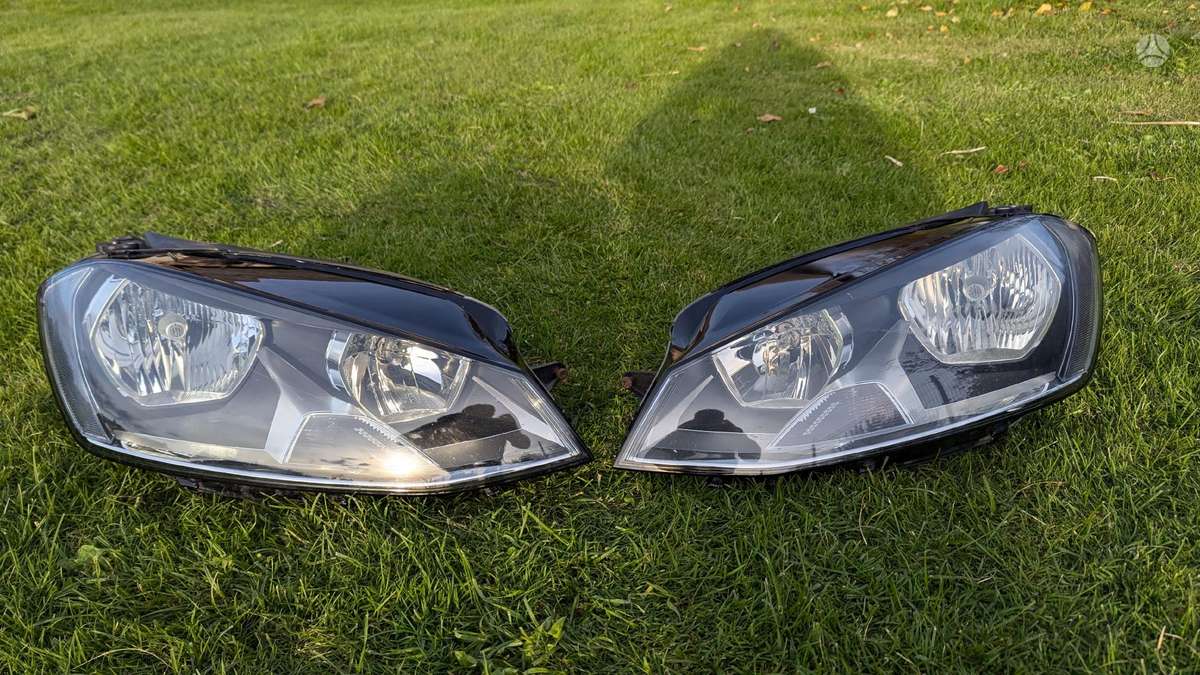 Volkswagen Golf lights