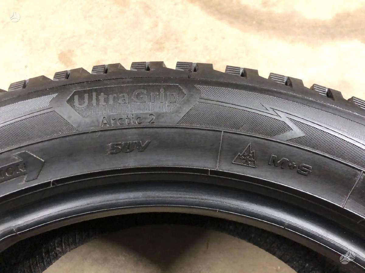 Goodyear 2023m 9mm 98% Ice Arctic2 SUV., ziemas 255/50 R19