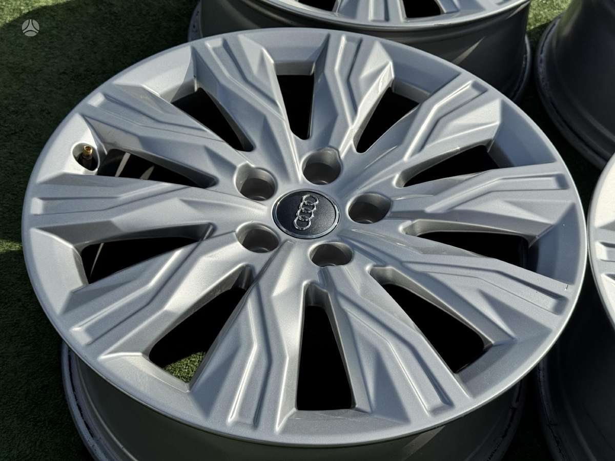 Audi ORGINALUS - 8J, ET39, light alloy, R18