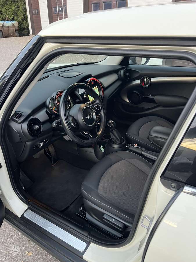 Mini One, 1.2 l., mpv / minivan