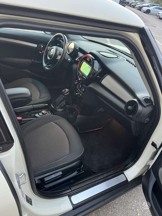 Mini One, 1.2 l., mpv / minivan