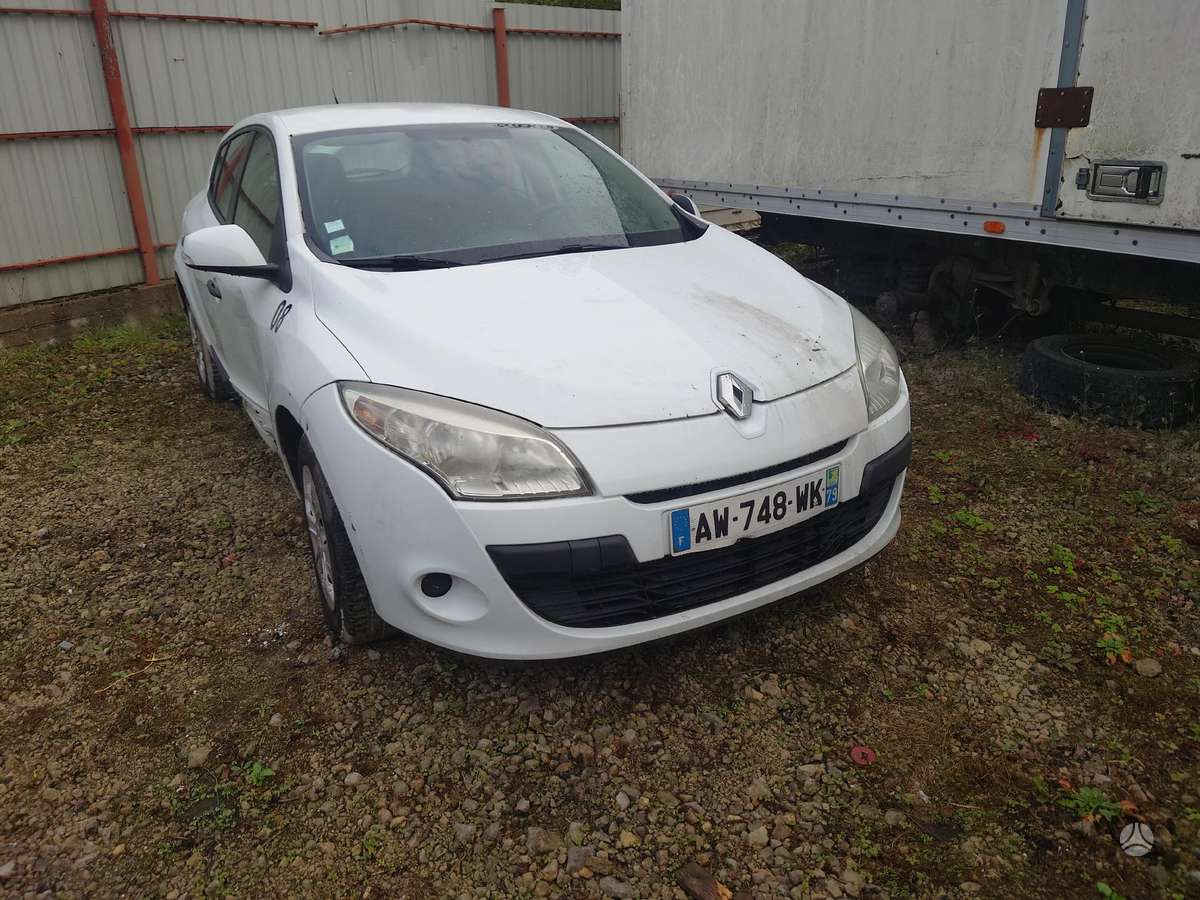 Renault Megane по частям
