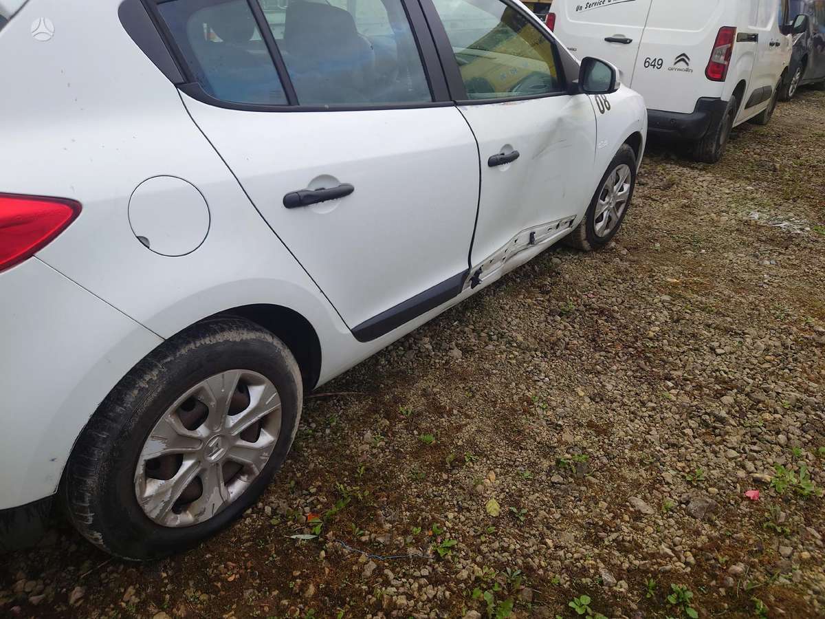 Renault Megane for parts