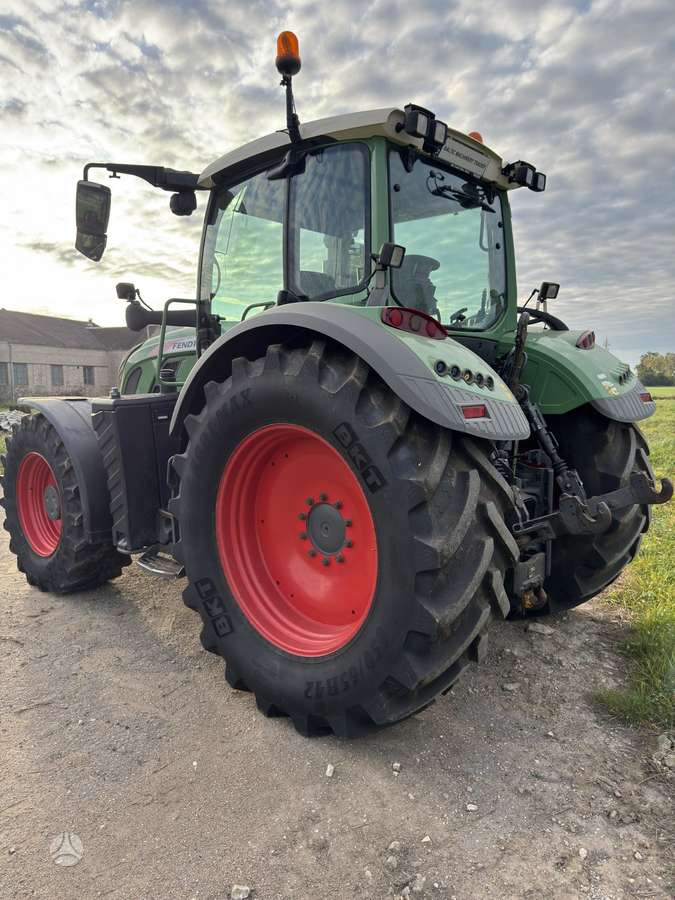 Fendt 724 Vario Profi Plus, тракторы