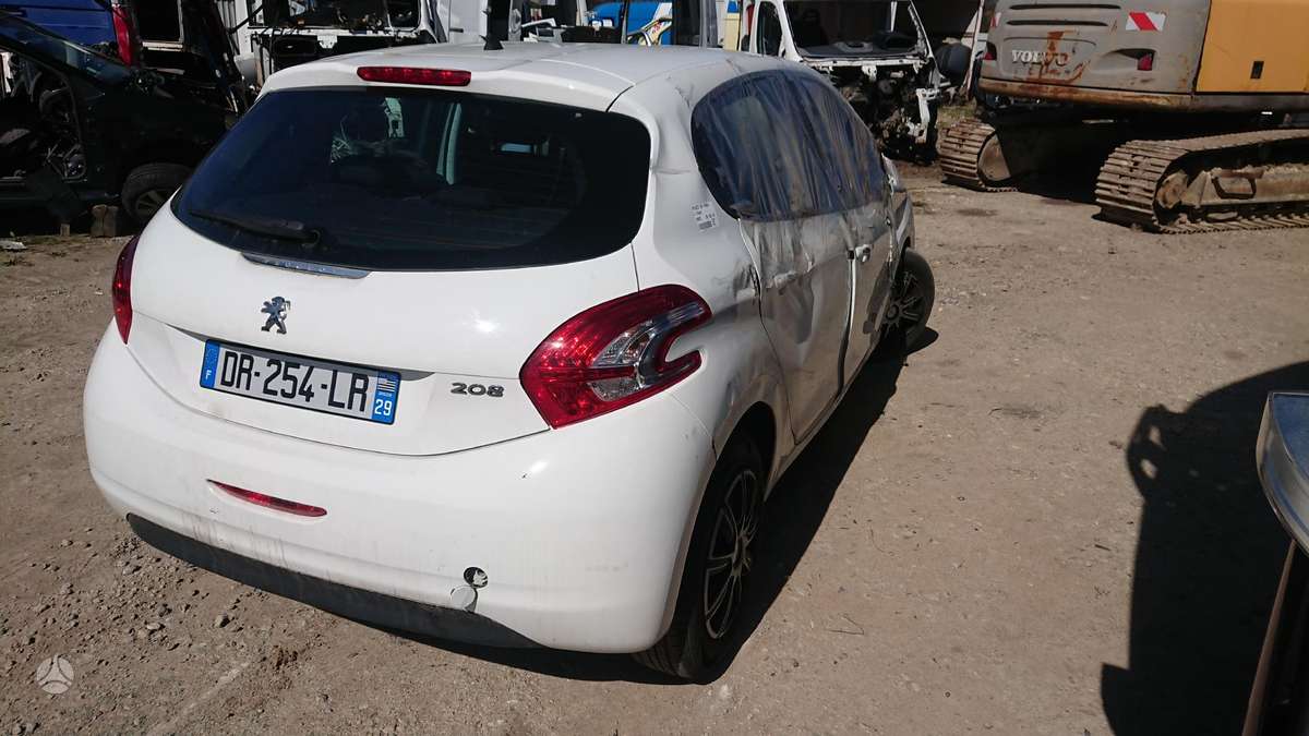 Peugeot 208 dalimis