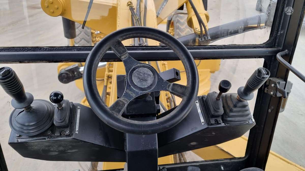Caterpillar Veekmas NY 15C, grader