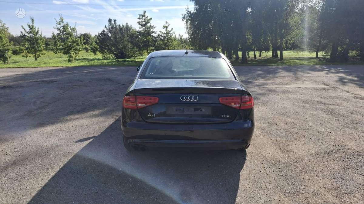 Audi A4 dalimis