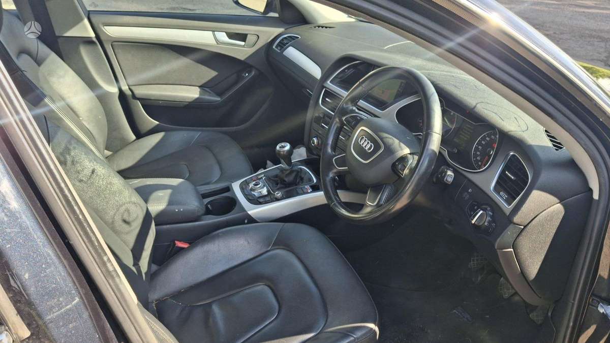 Audi A4 dalimis