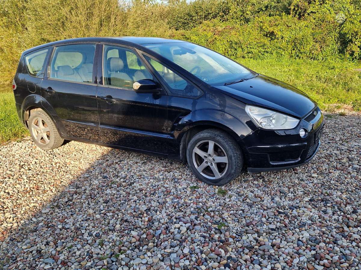 Ford S-MAX по частям