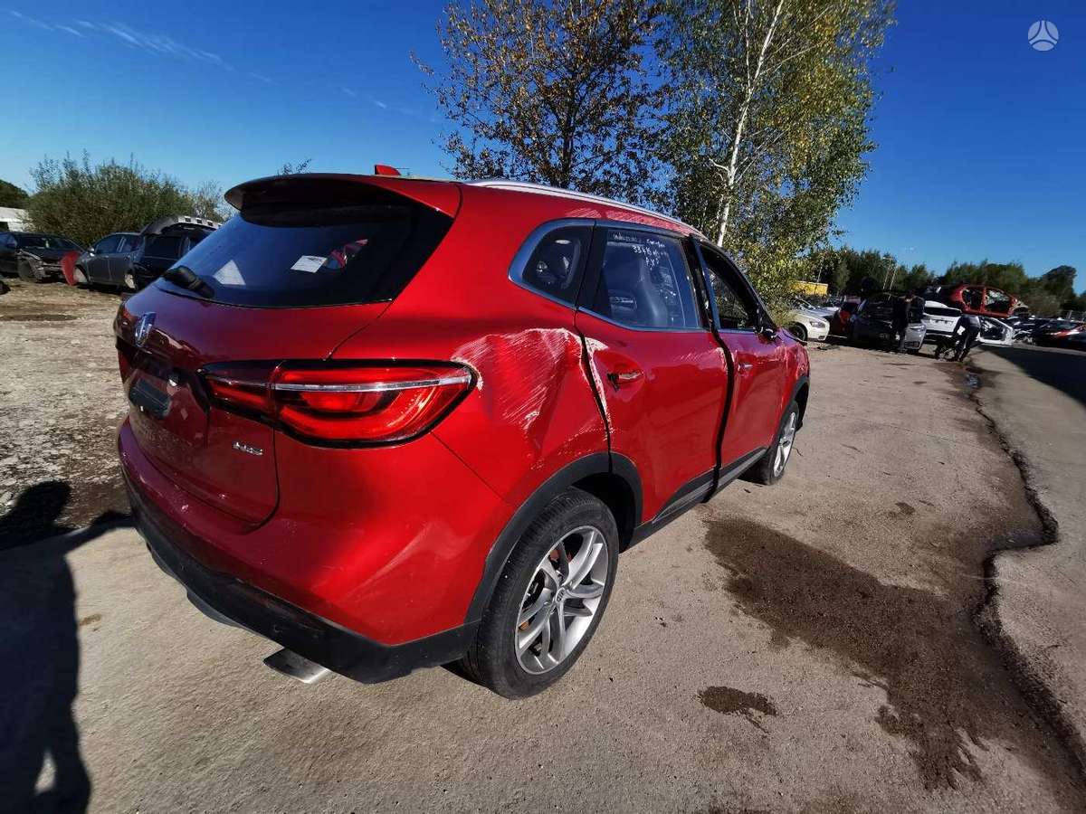 MG HS  по частям. Automobilis ardomas dalimis запасные части автомобил