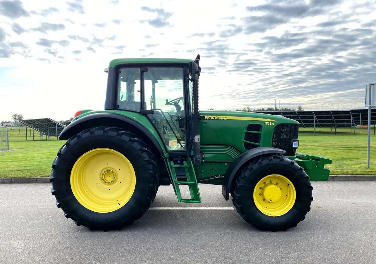 John Deere 6534, тракторы
