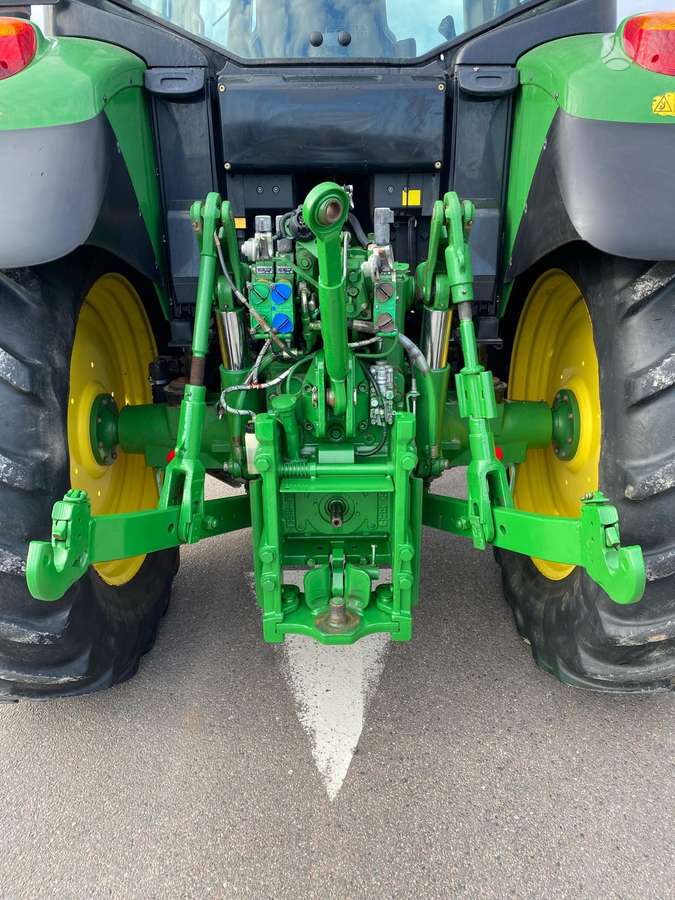 John Deere 6534, traktoriai