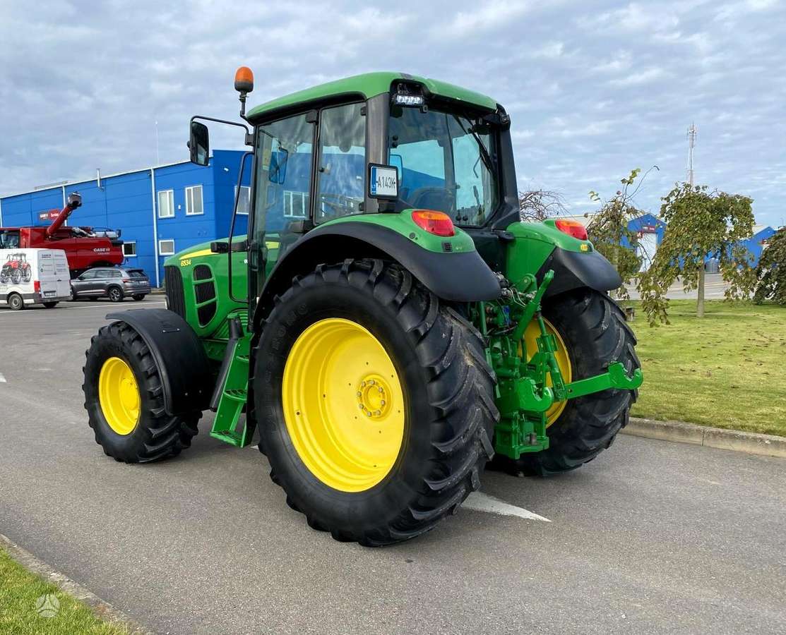 John Deere 6534, traktoriai