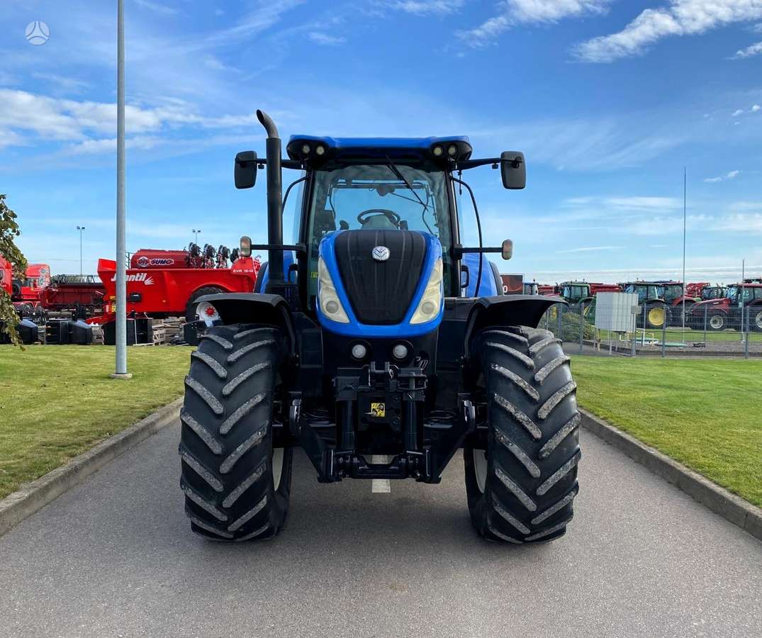 New Holland T7.270 AC, тракторы