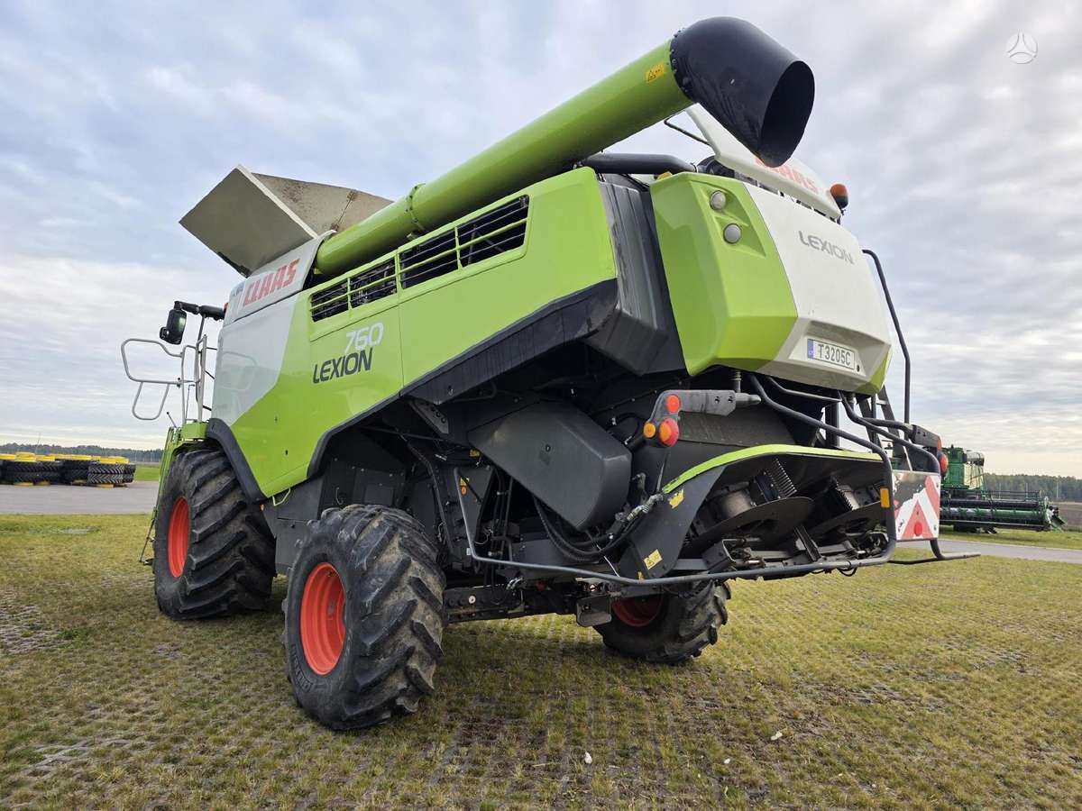 Claas Lexion 760, combine harvesters