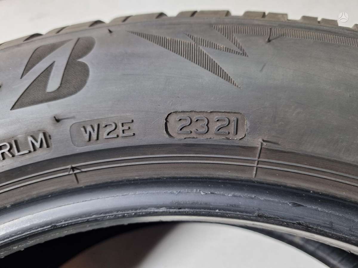 Bridgestone 6mm, žieminės 215/55 R17
