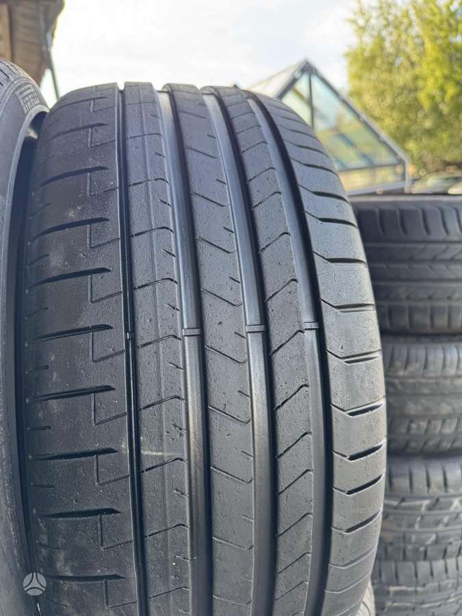 Pirelli Zero, summer 245/35 R20