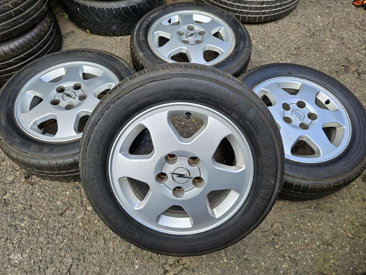 Opel Zafira, light alloy, R15