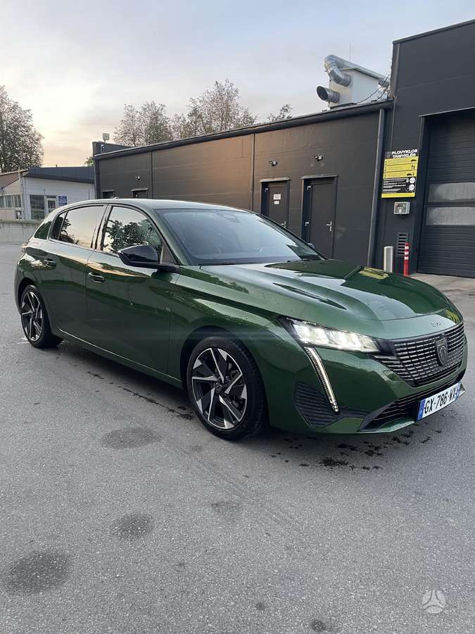 Peugeot 308 - 8