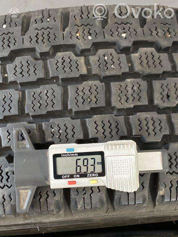 Bridgestone BLIZZAK W800, universalios 195/65 R16