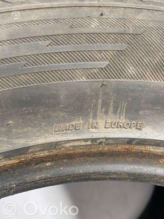 Bridgestone BLIZZAK NORDIC, universalios 225/55 R16