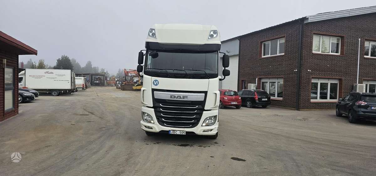 DAF XF 460 FT, 2 miegamosios vietos