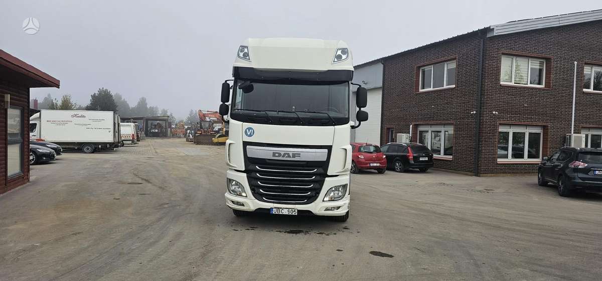DAF XF 460 FT, double sleeper