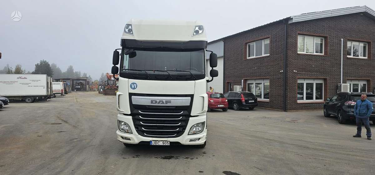 DAF XF 460 FT, double sleeper
