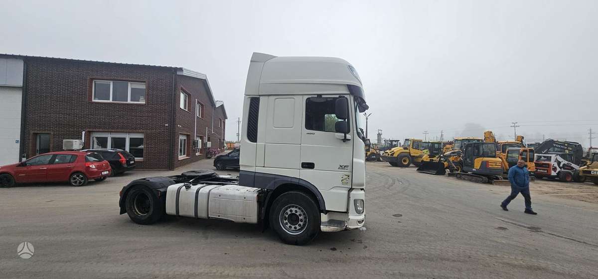 DAF XF 460 FT, double sleeper