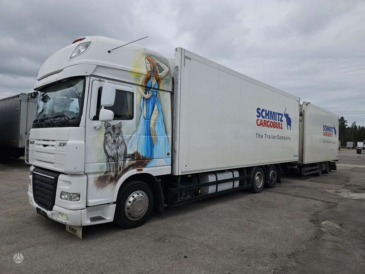 DAF FAR XF 105 with SCHMITZ, refrižerātori