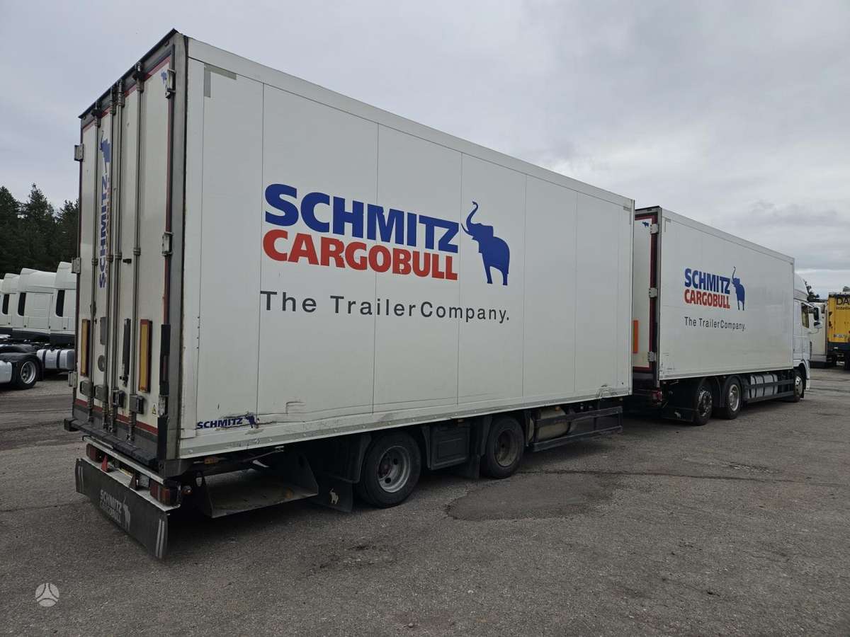 DAF FAR XF 105 with SCHMITZ, refrižerātori