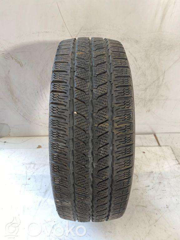 Pirelli CHRONO, universalios 225/70 R15