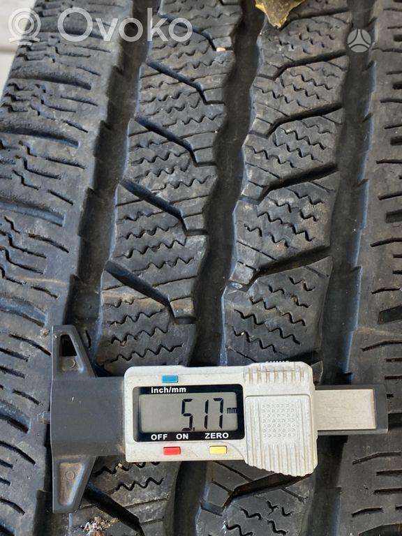Pirelli CHRONO, universalios 225/70 R15