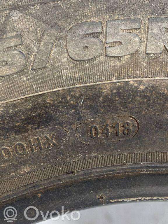 Michelin AGILIS 51, всесезонные 215/65 R15
