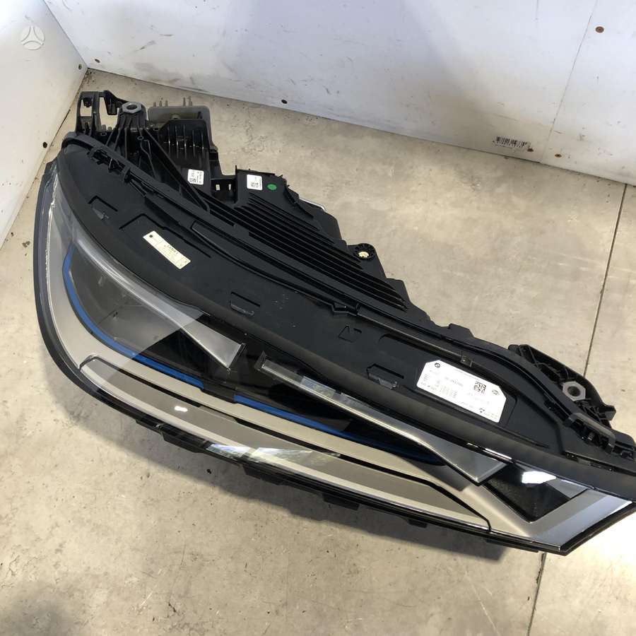 BMW iX, 5A3CEA2-05, lights
