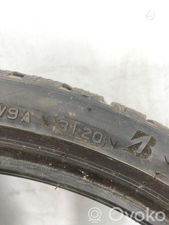 Bridgestone BLIZZAK LM005, universalios 235/35 R19