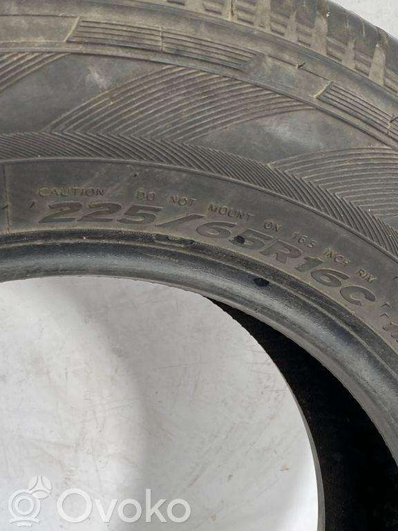Hankook WINTER RW06, всесезонные 225/65 R16