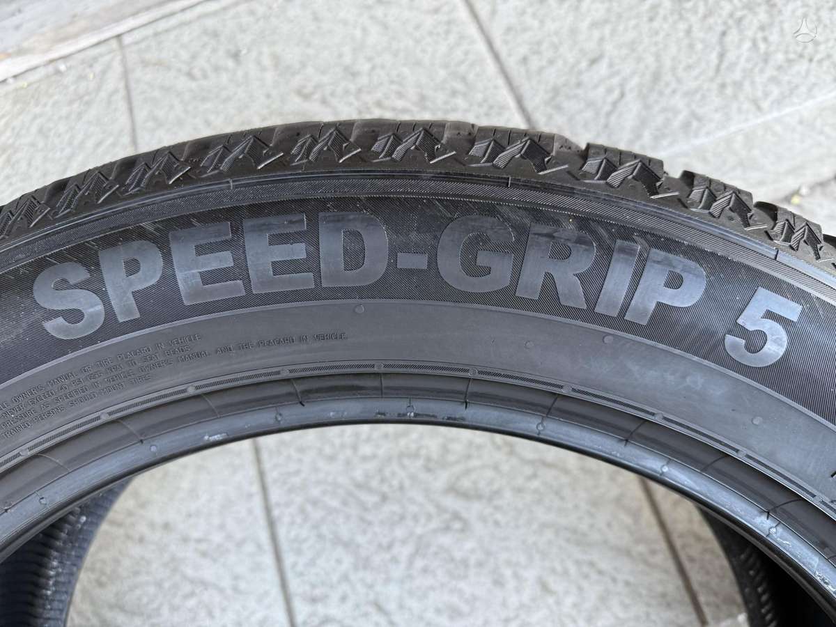 Semperit Speed-grip5/2022m, winter 235/55 R19