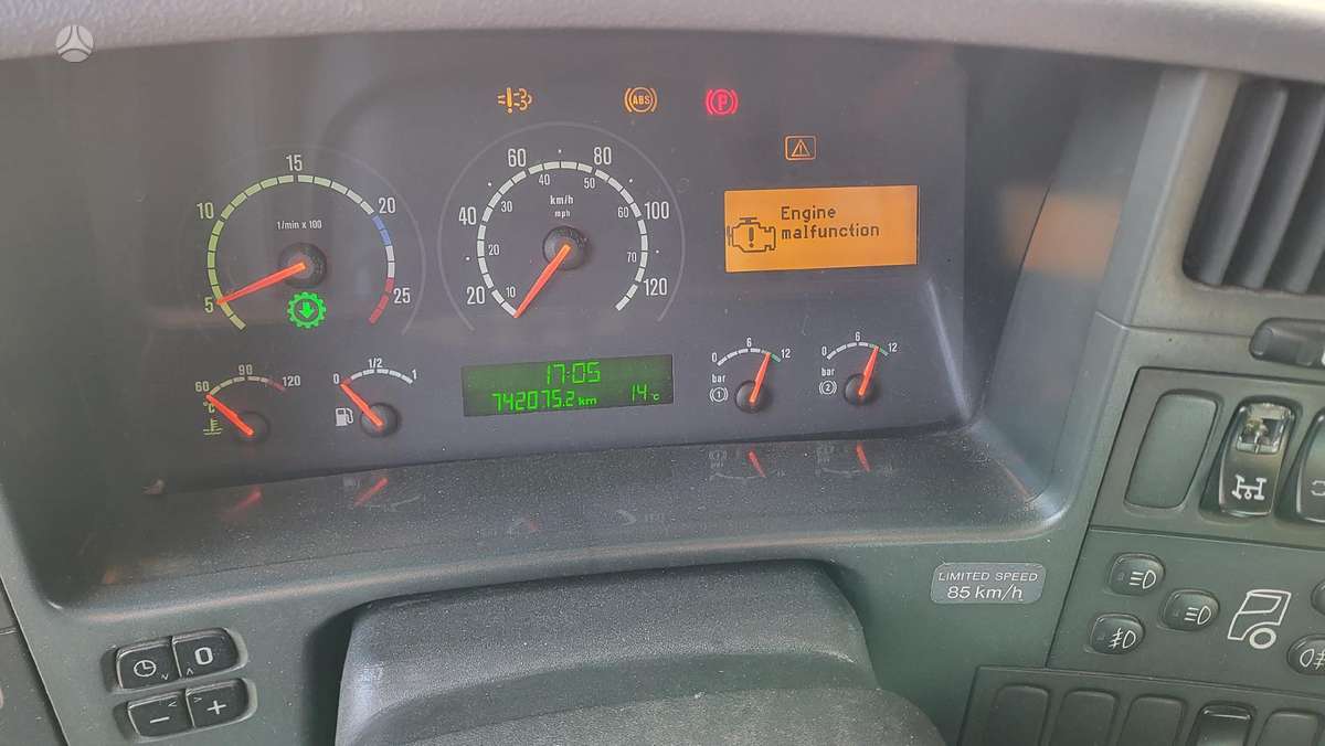 Scania R470 6X4, шасси