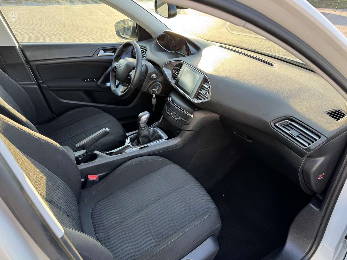 Peugeot 308, 1.6 l., Универсал