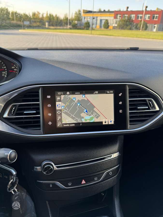 Peugeot 308, 1.6 l., Универсал