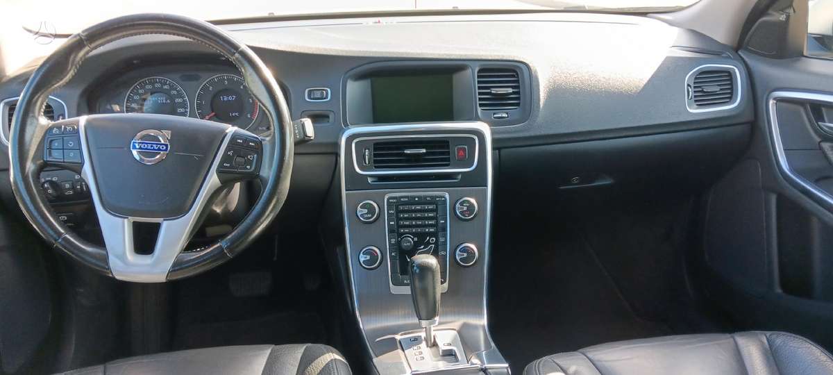 Volvo S60, 2.0 l., Седан