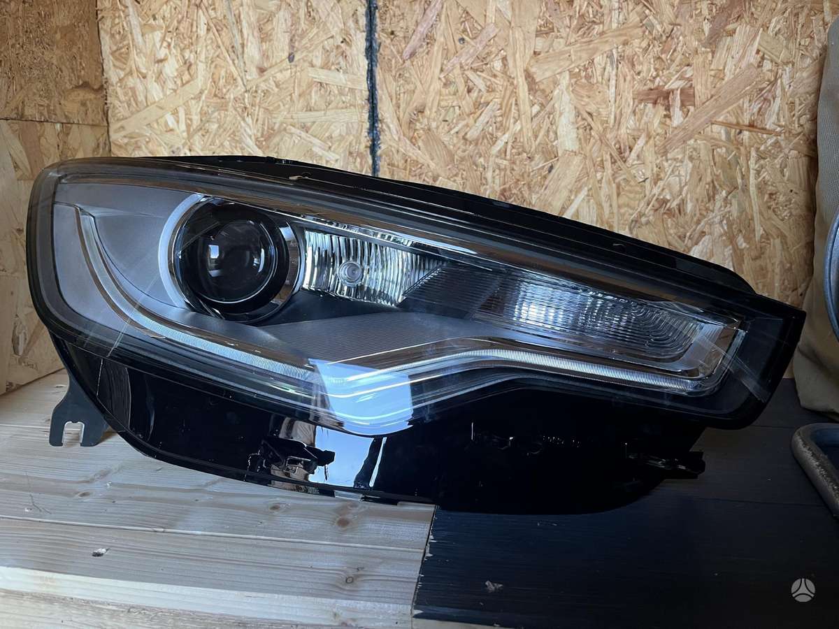Audi A6 žibintai