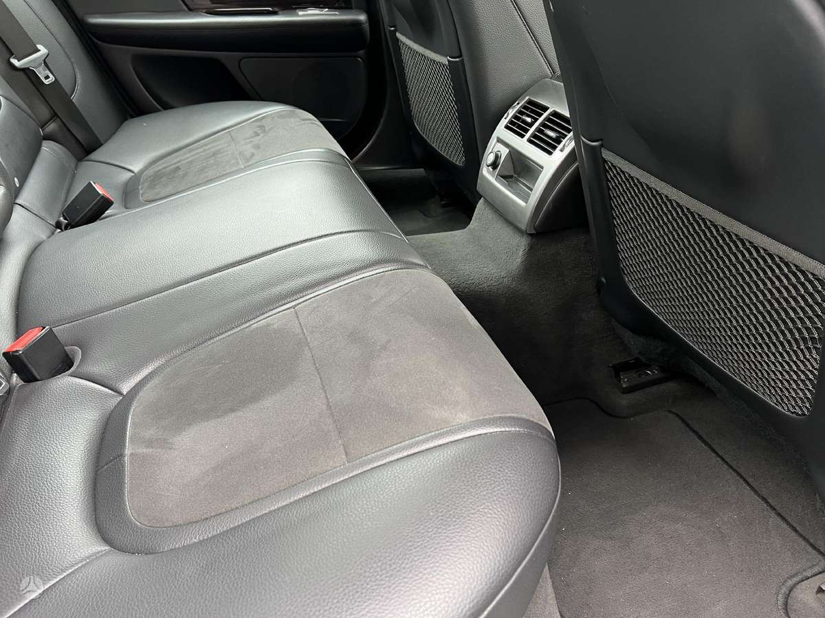 Jaguar XF, 3.0 l., Седан