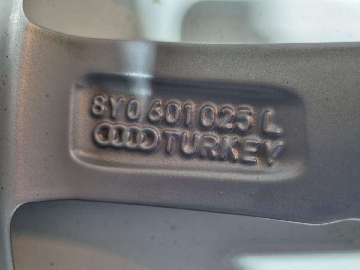 Audi A3, originalūs, light alloy, R17