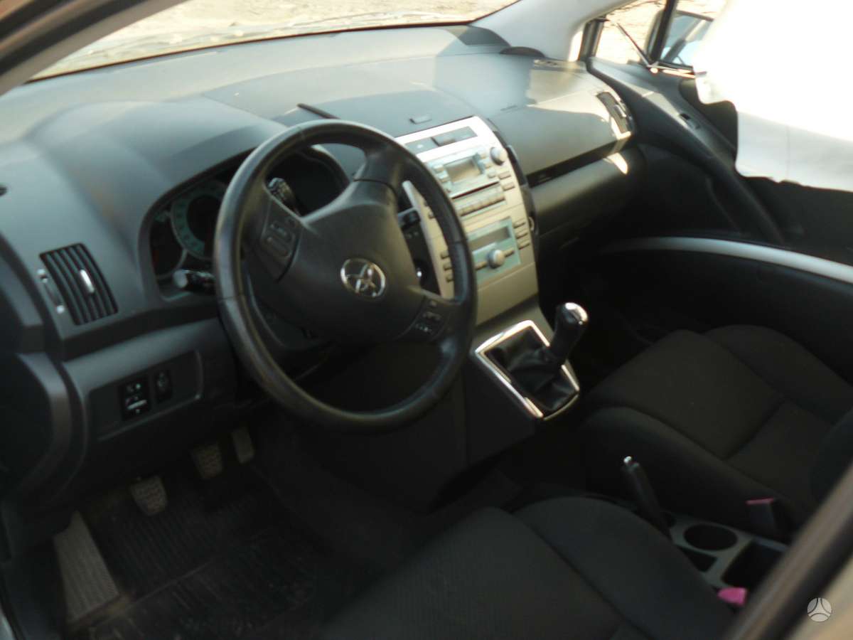 Toyota Corolla Verso