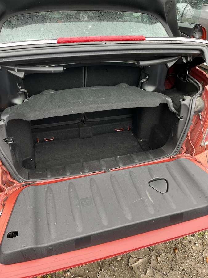 Mini Cooper for parts. Dalimis
