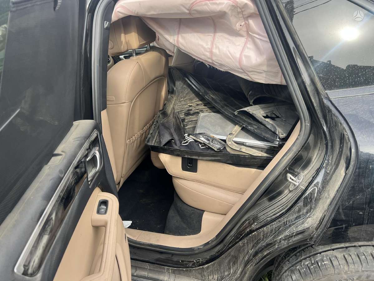 Porsche Macan Facelift r21 ratai usa auto dalimis