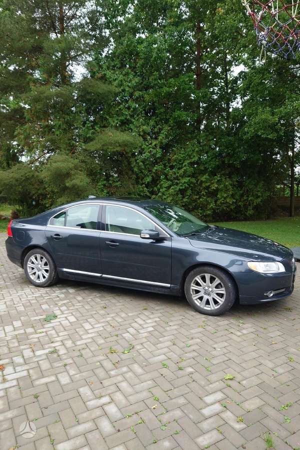 Volvo S80, 3.2 l., Седан